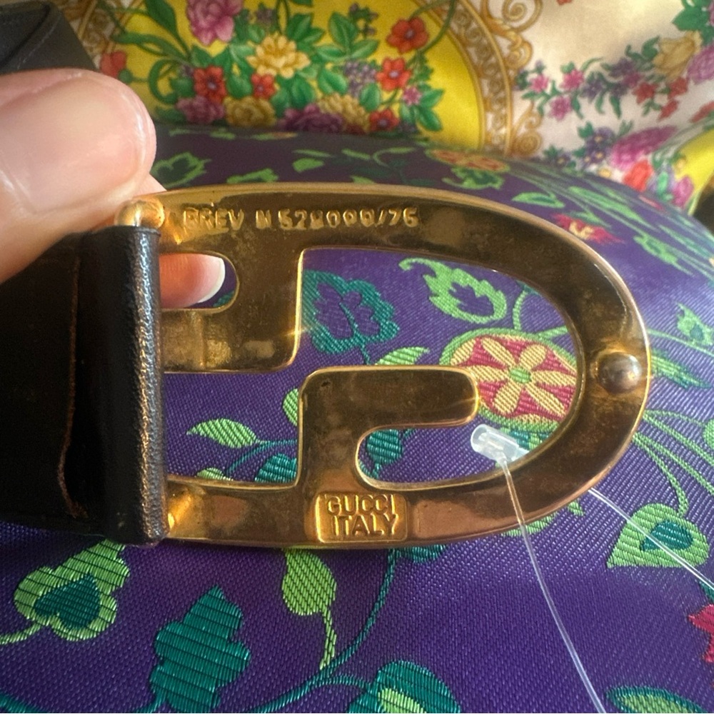 Gucci Black Leather Belt with Gold/Silver Double G Buckle 80/32 - Picture 3 of 9